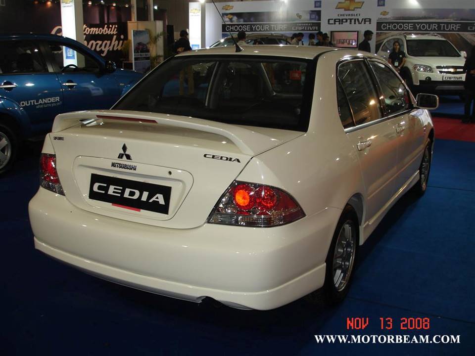 CEDIA MITSUBISHI FRONT LEFT